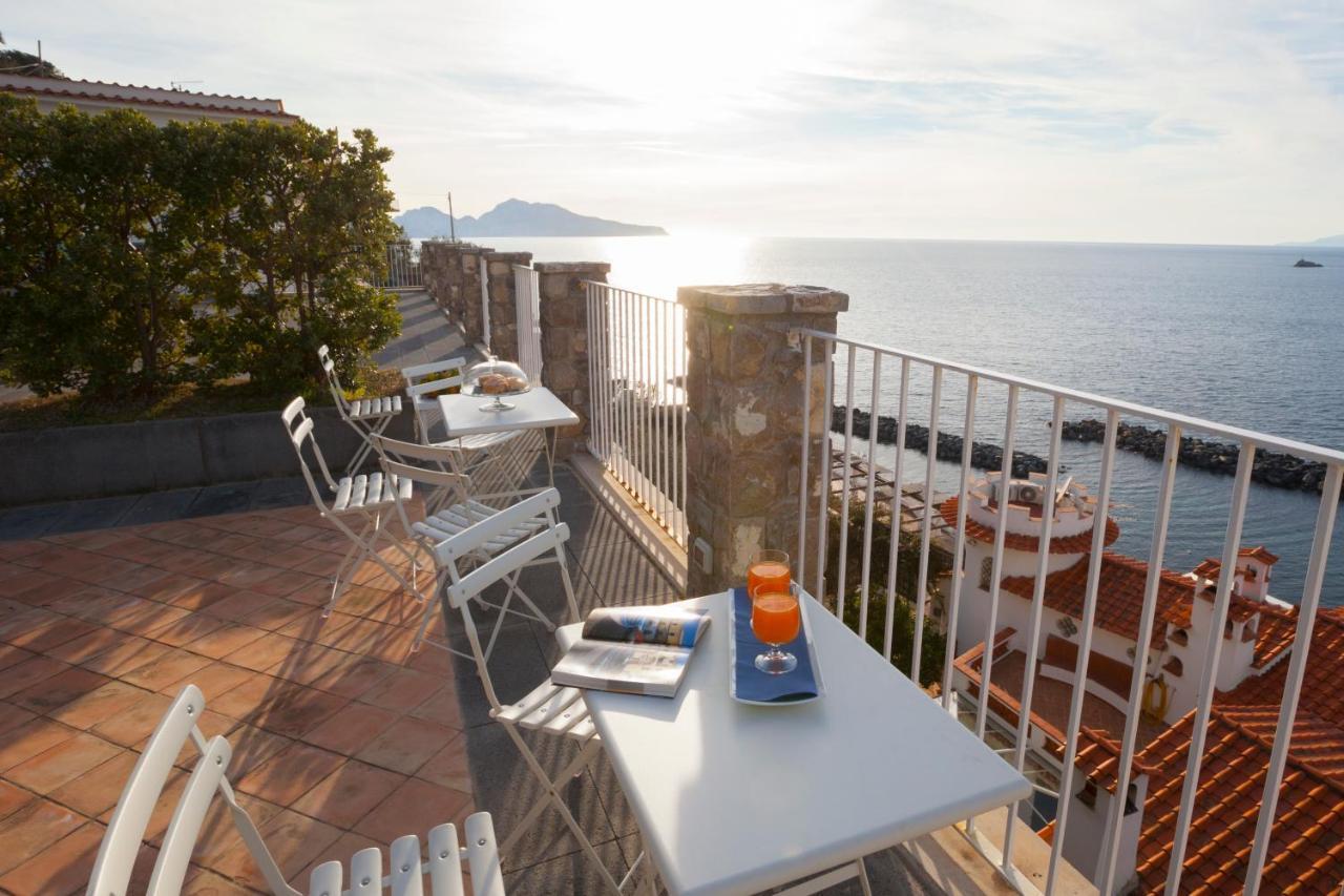 Estate4Home - Sea Beauty Масса-Лубренсе Экстерьер фото